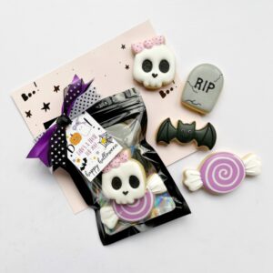 Black Pouch of Halloween Minis - set of 4